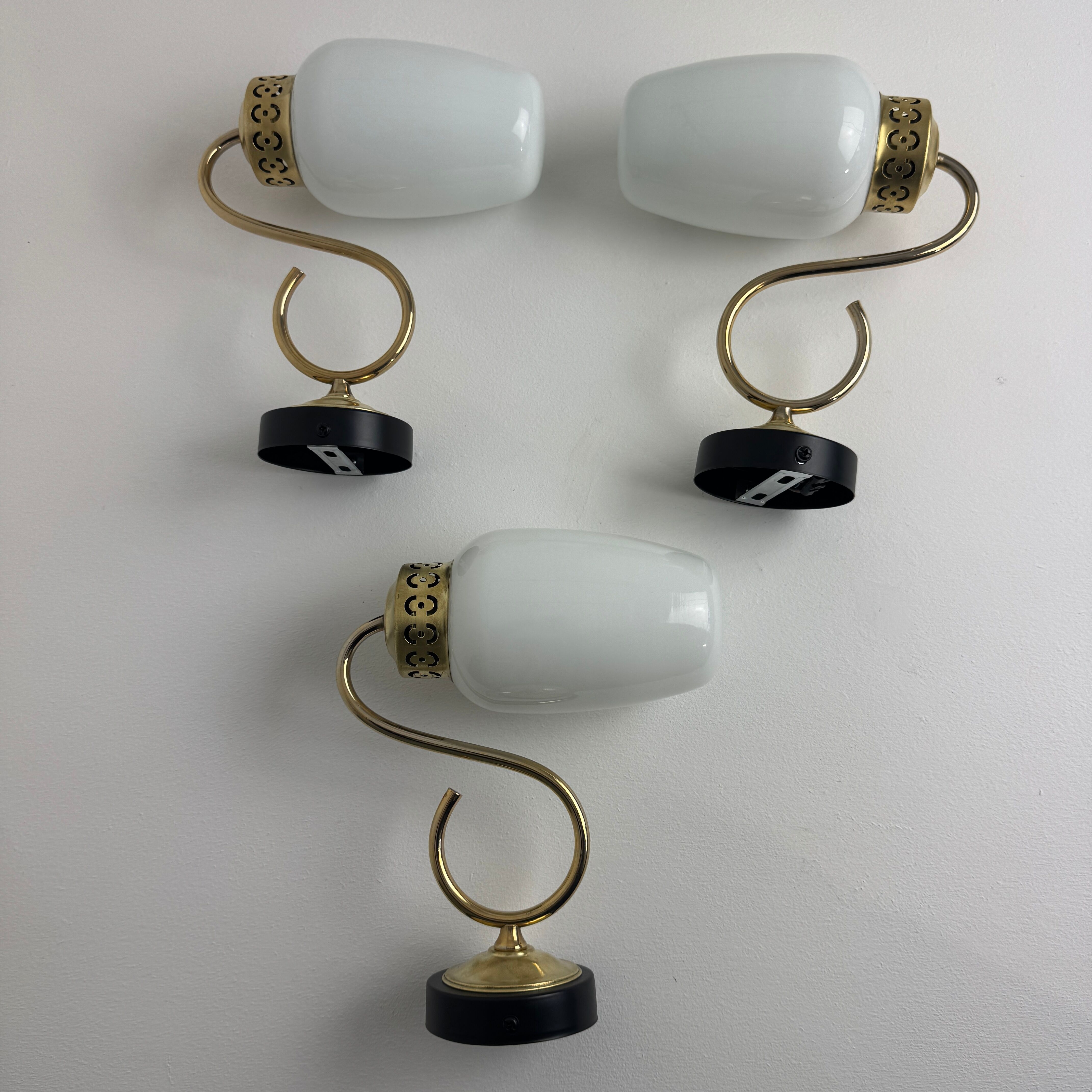 LOT 3 VINTAGE OPALINE WALL LIGHTS