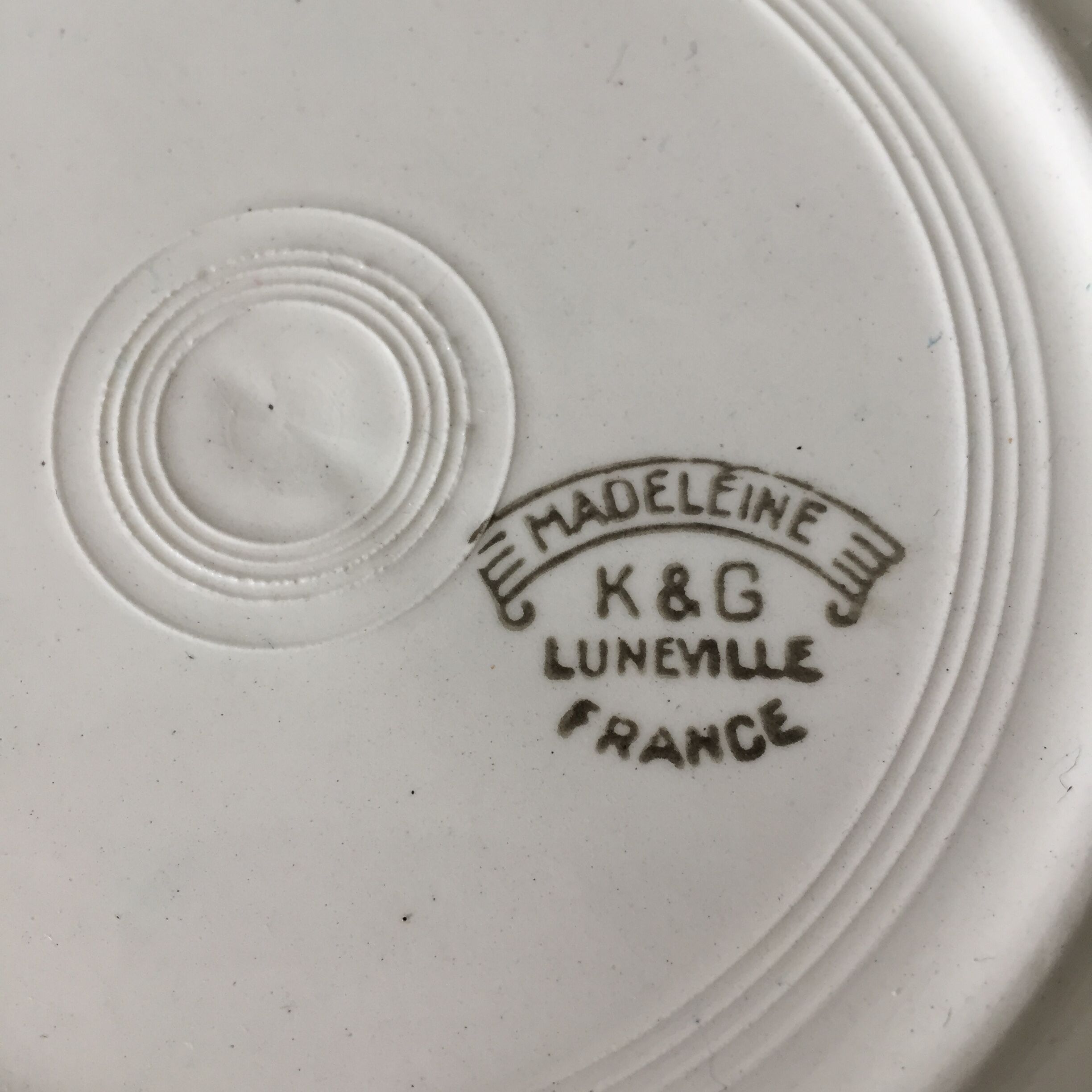 6 flat plates - Luneville, Madeleine model