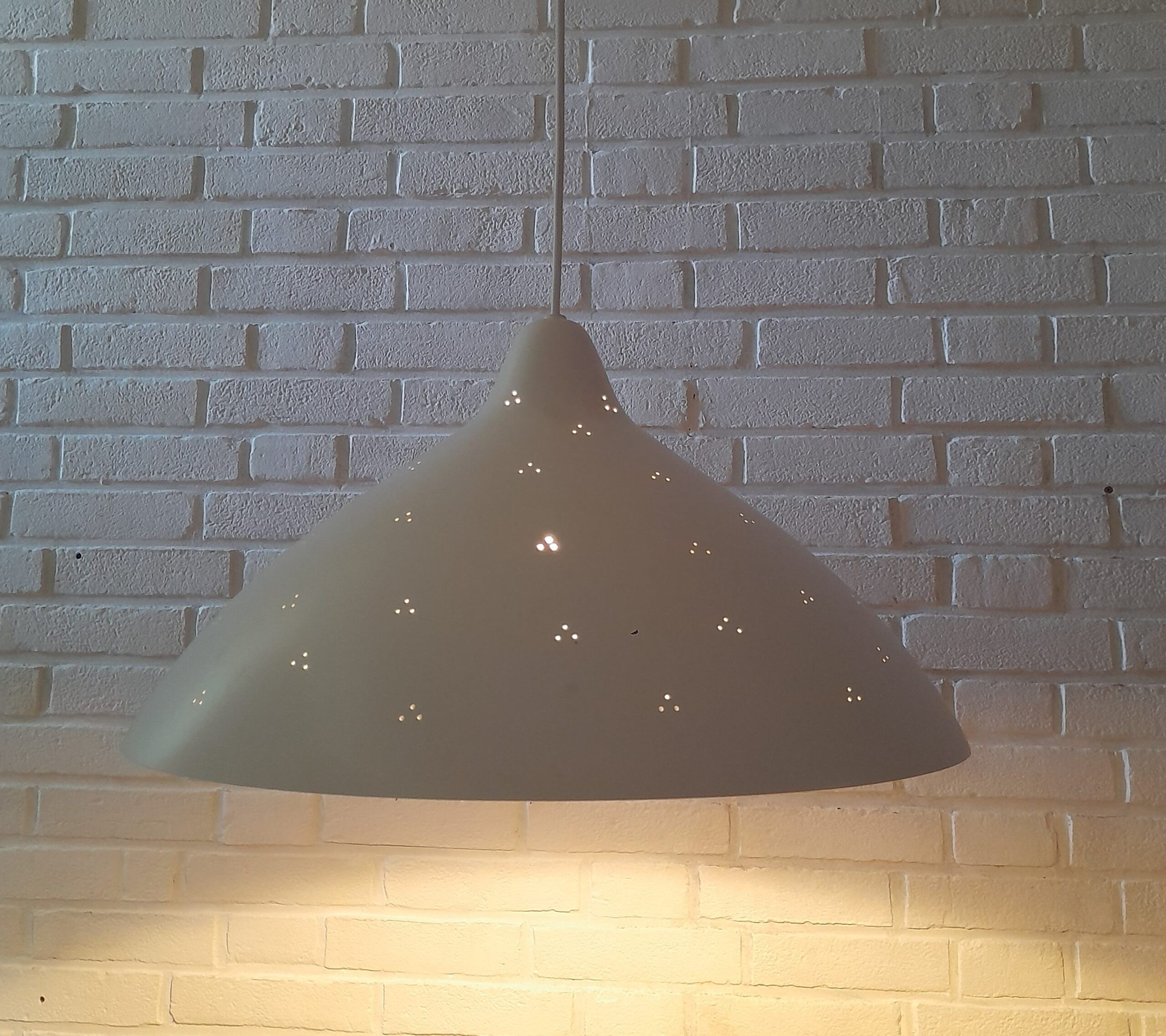 Suspension Pape Orno