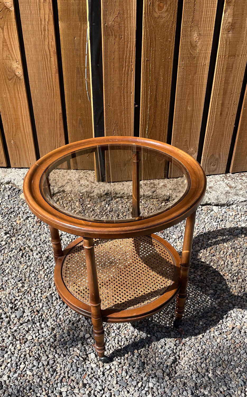 Chariot vintage en bois rotin