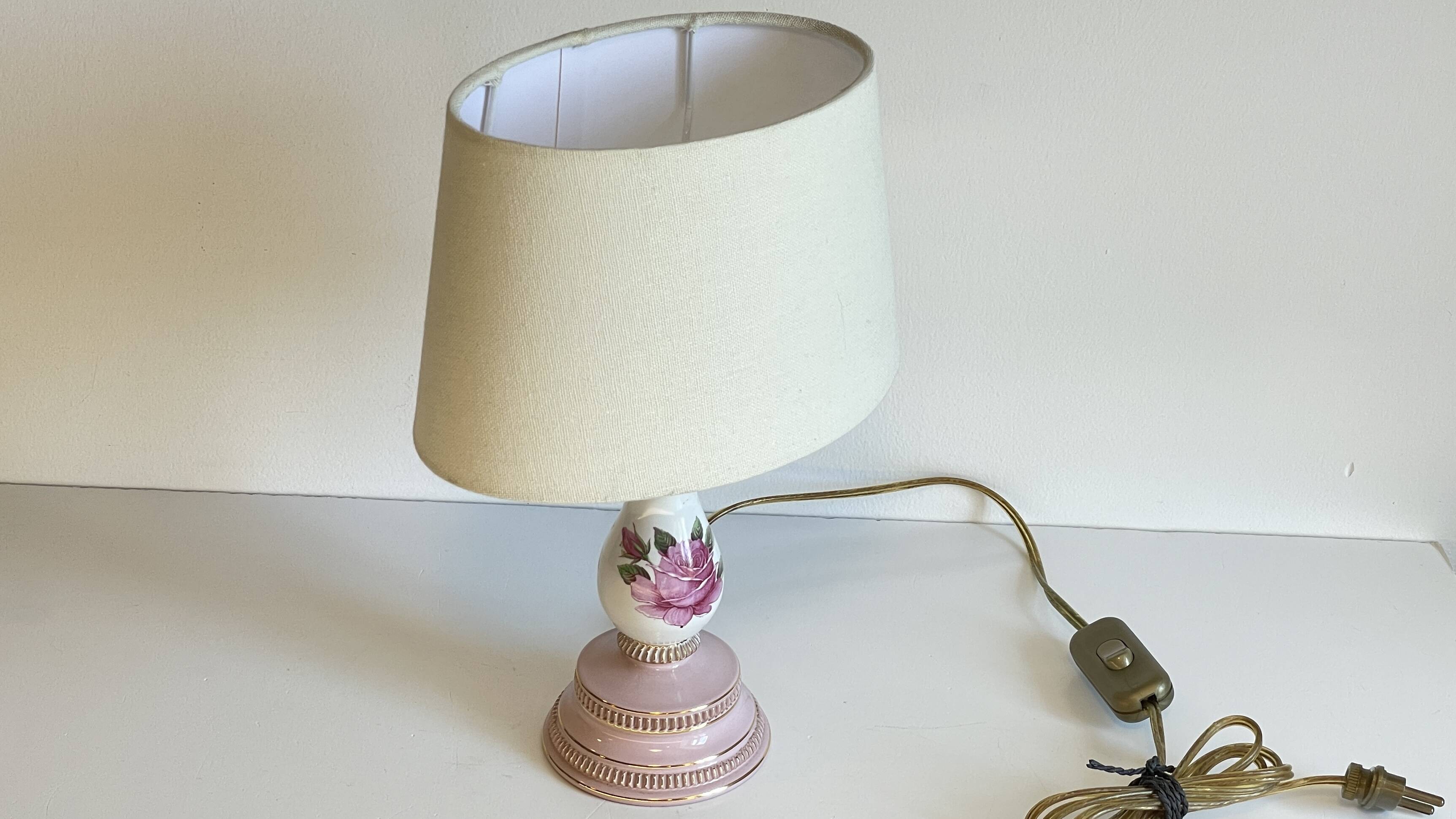 Lampe céramique italy roses et or