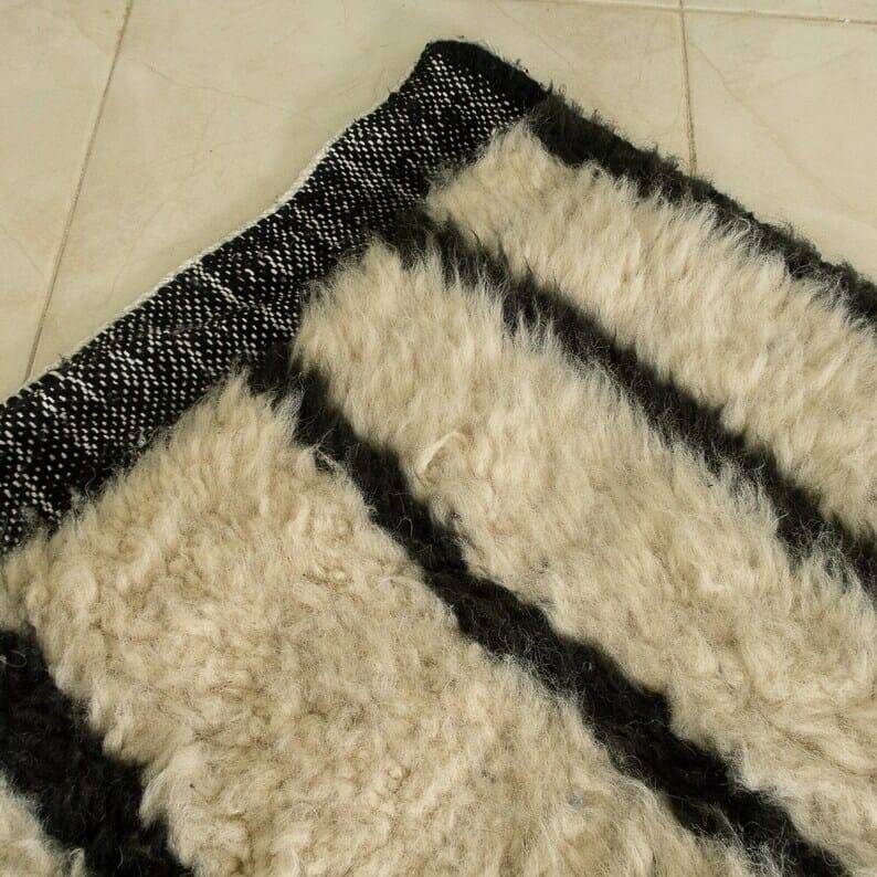Beni Ourain black and white Berber rug size 1.5/2.5 m