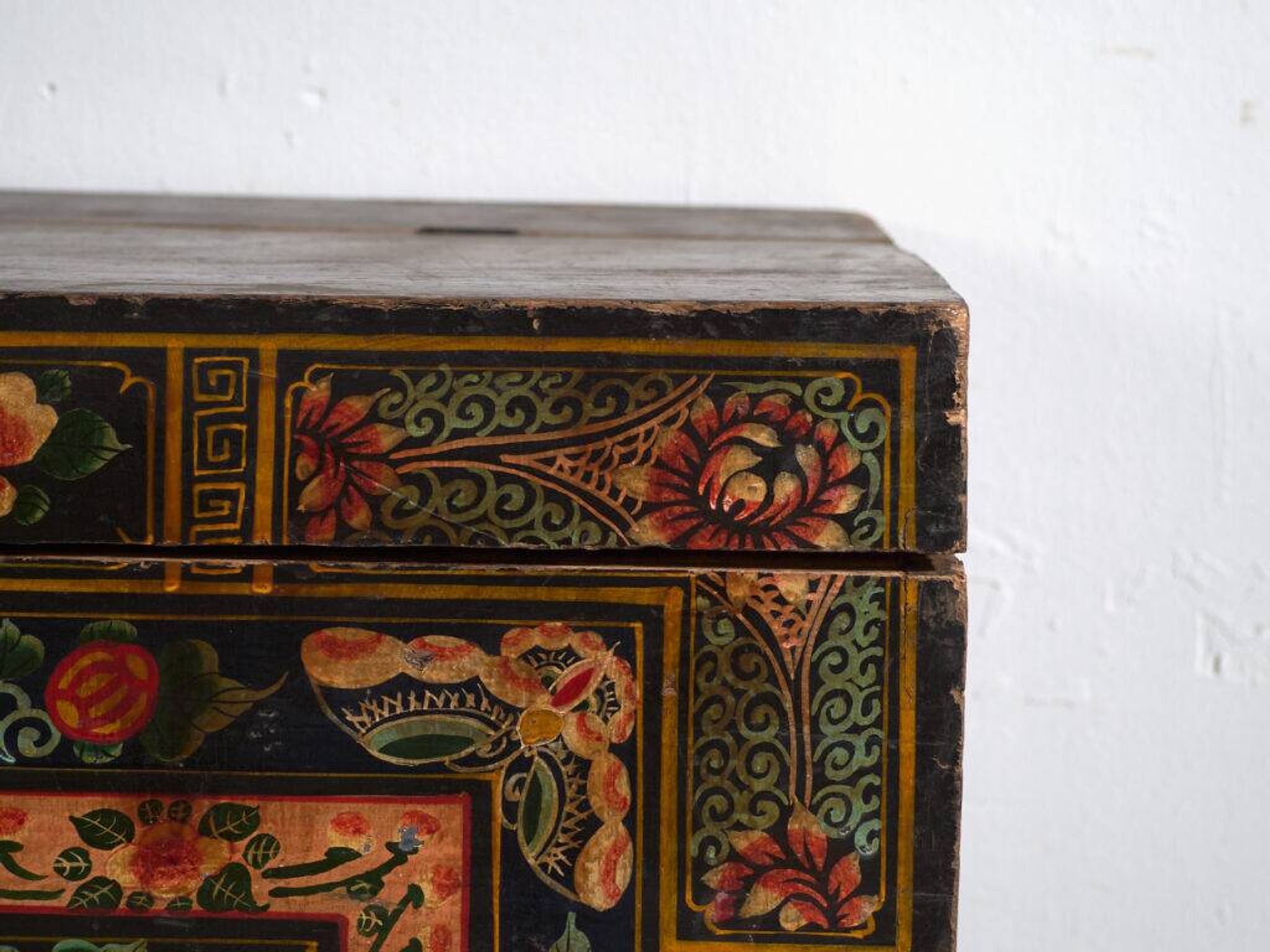 Antique Chinese chest painted in pine wood – China, circa 1900