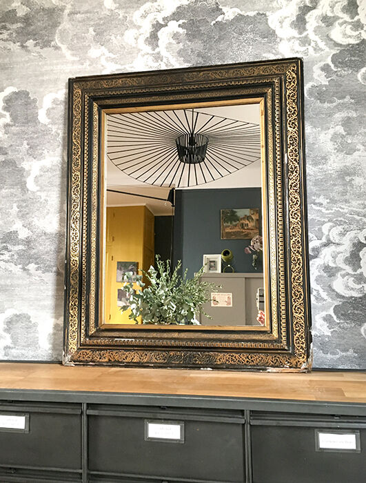 Style black and gold mirror 80 x 100cm