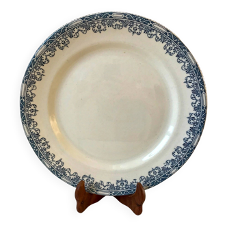 round dish A&C Salins Burgundy model late 19th century