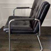 Vintage black leather and chrome executive chair - Italian design by Co.Fe.Mo - 80's