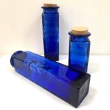 Trio de bocaux en verre bleu cobalt