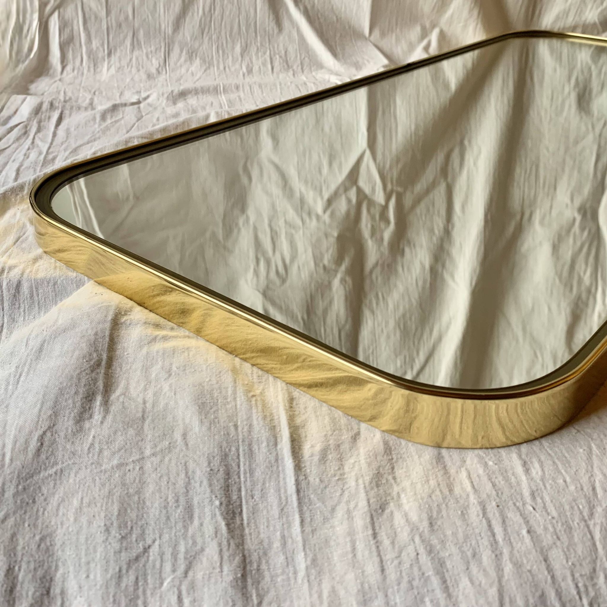 Large vintage rectangular wall mirror in gold anodized aluminum - 73 cm