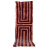 Authenticité et Raffinement – Tapis Berbère fait a la main 200x60cm