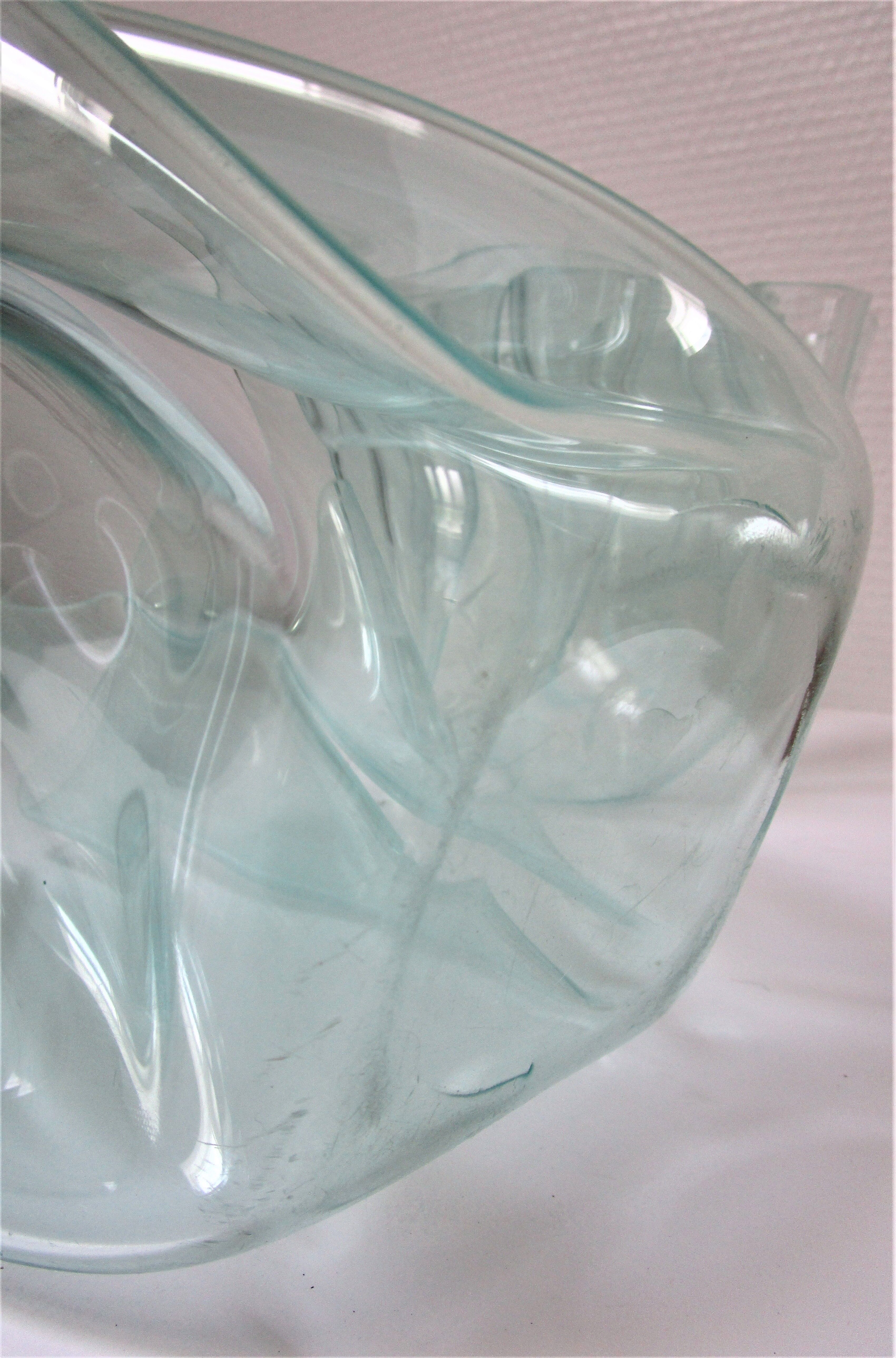 Two vases handkerchiefs Guzzini plexiglass lucite design 70s