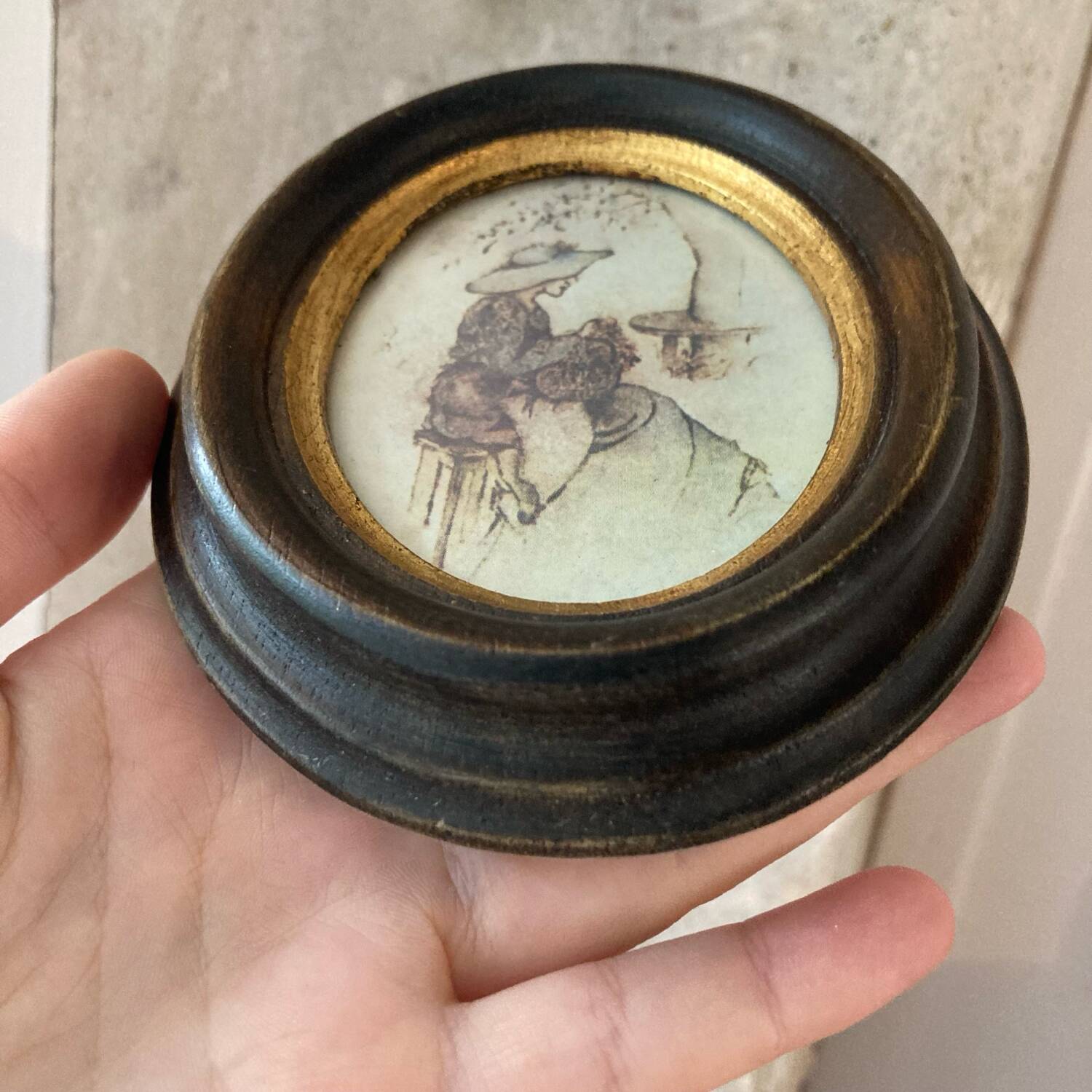 Pair of frames - old paintings