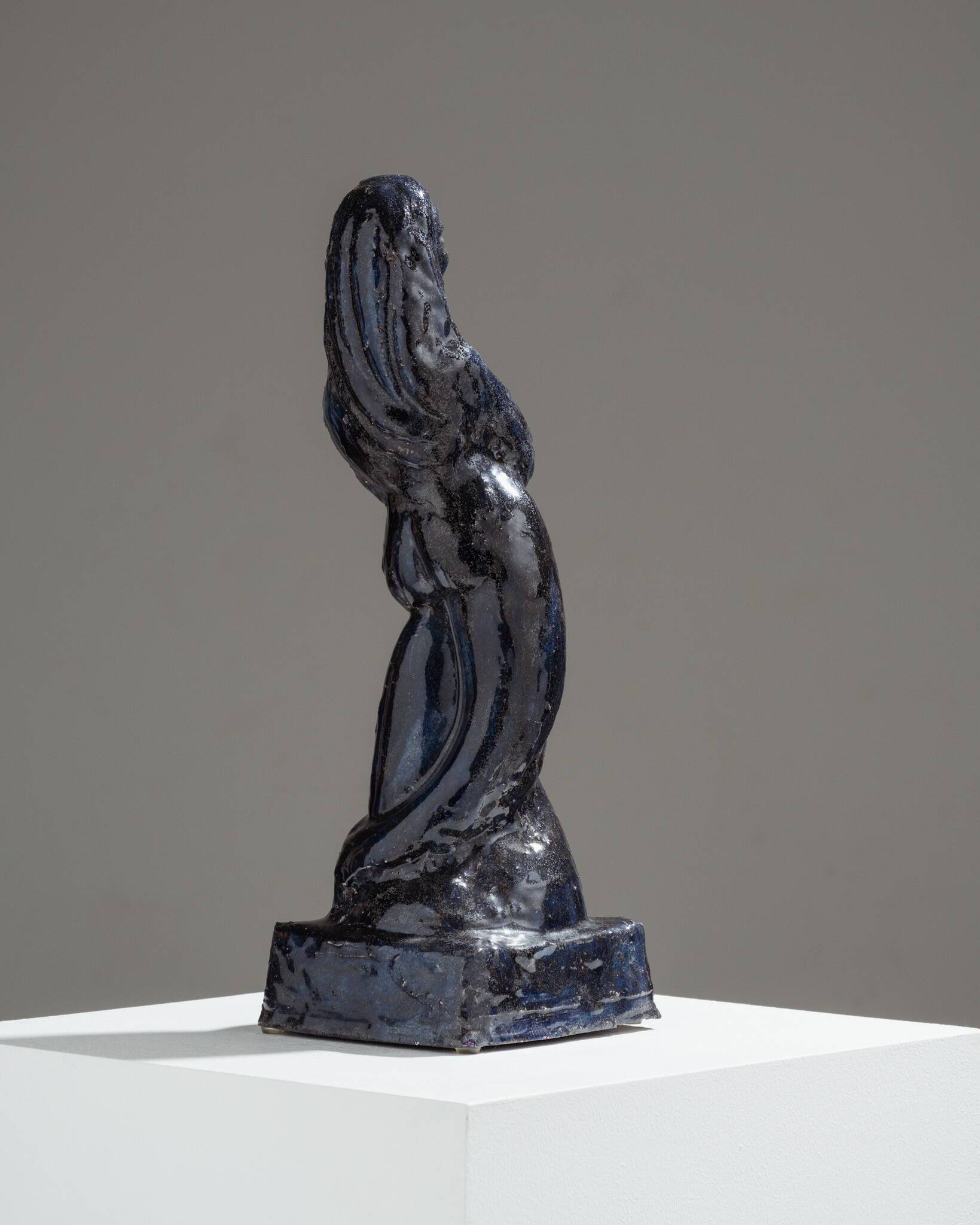 Sculpture de sirène en céramique bleue, 1920