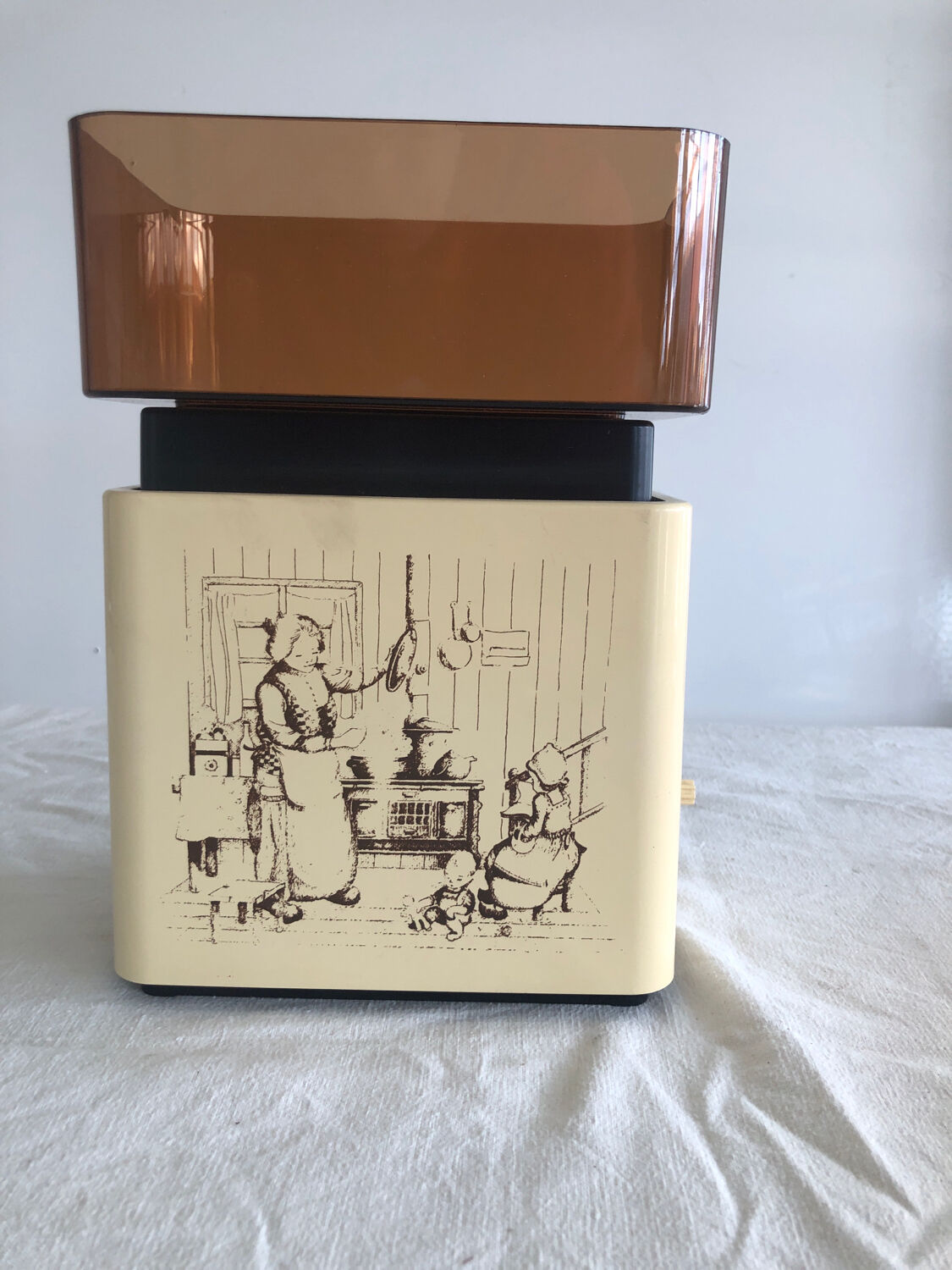Vintage Terraillon kitchen scale
