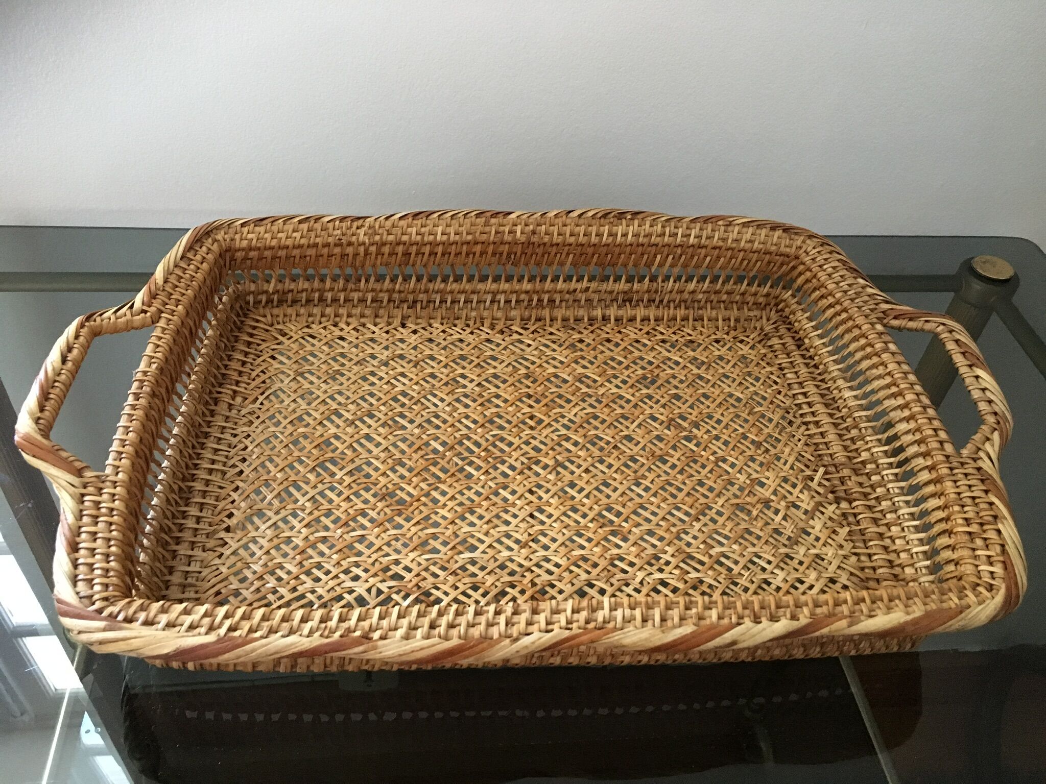 Woven rattan tray