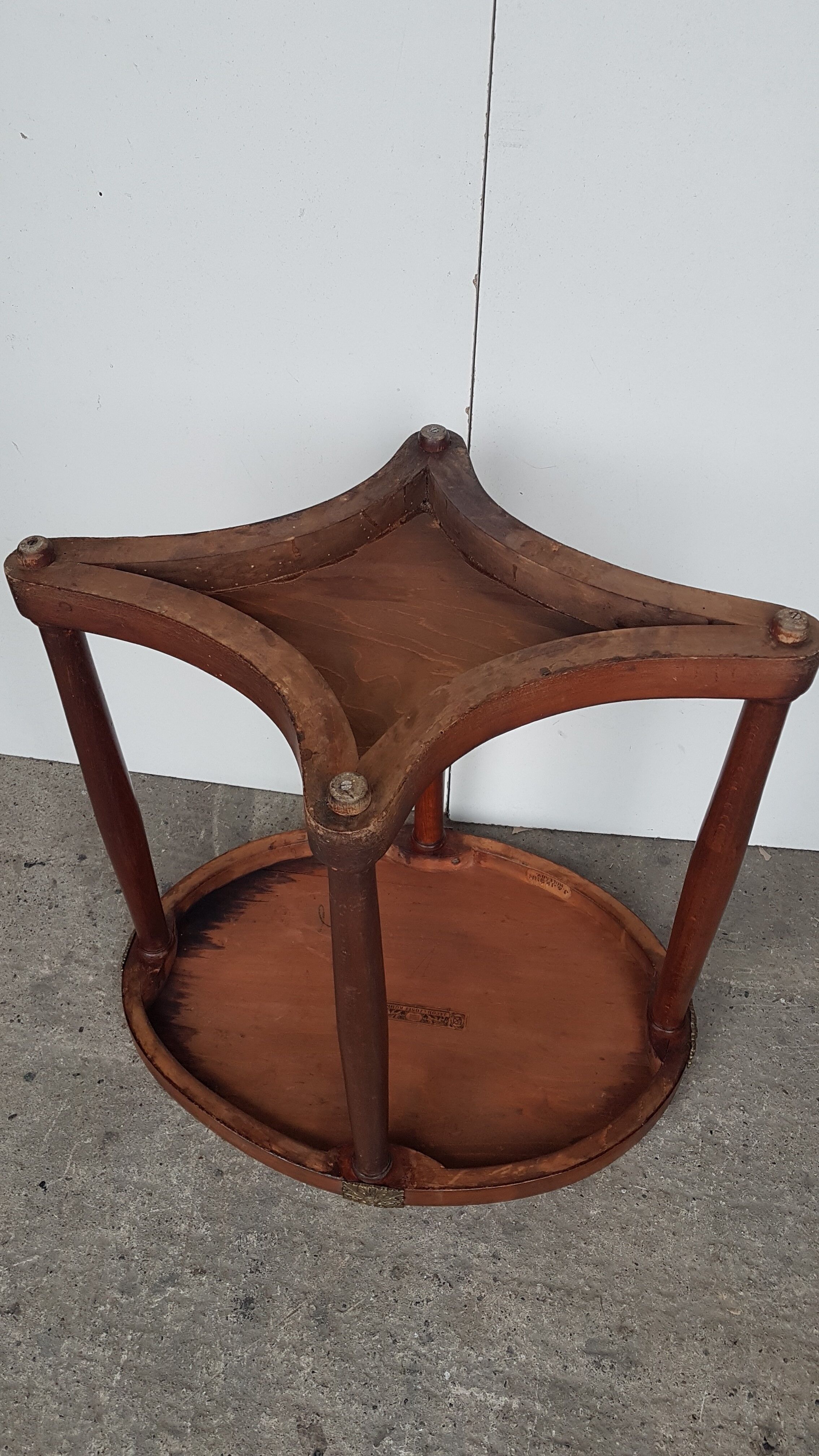 Geridon Jacob - Josef Kohn on pink marble