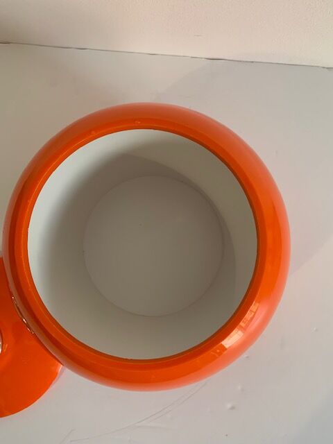 Vintage 70s orange ice cube tray