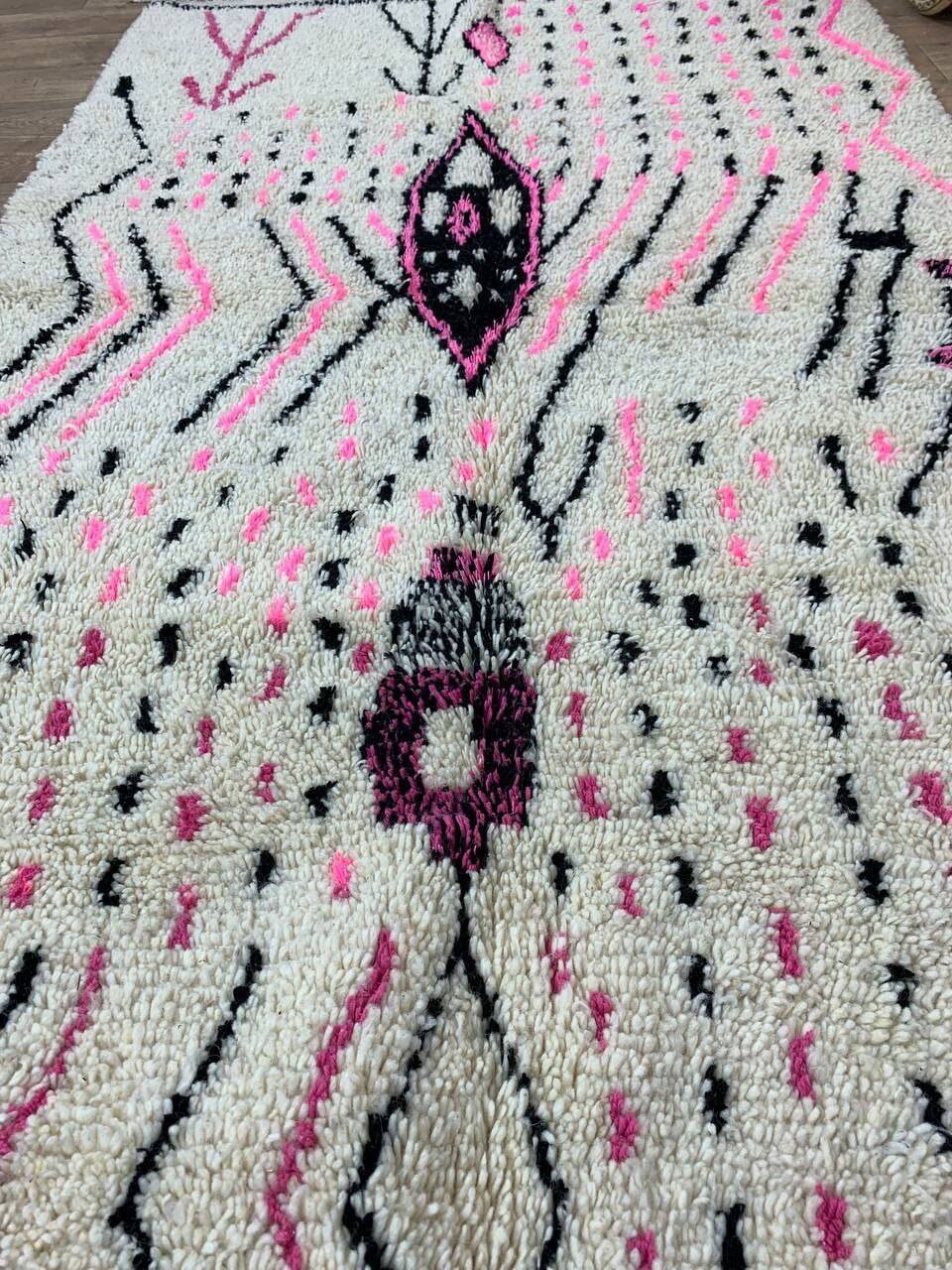 Handmade Moroccan Berber rug 255 X 146 CM