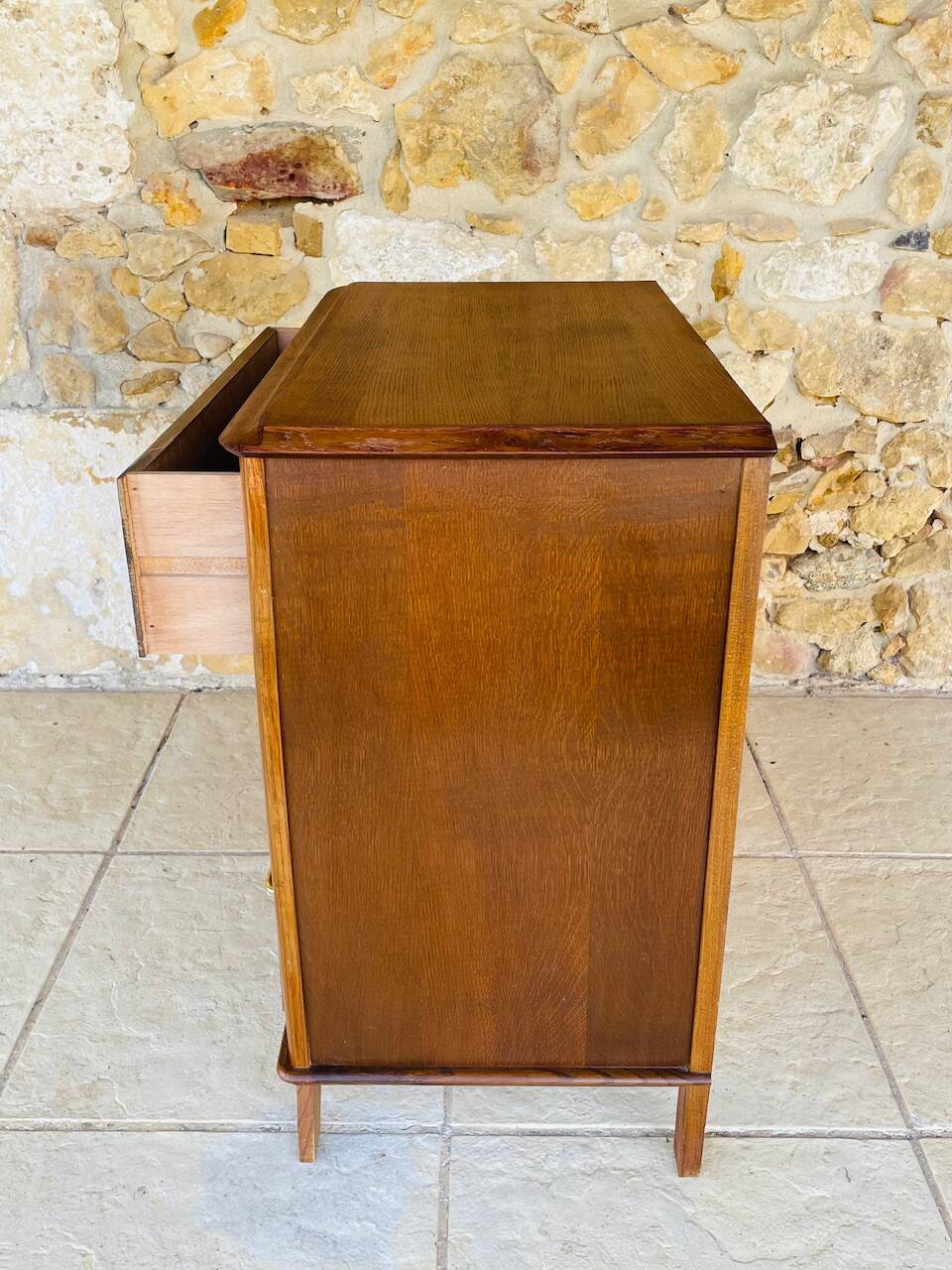 Commode vintage en noyer, pieds compas , circa 1950s