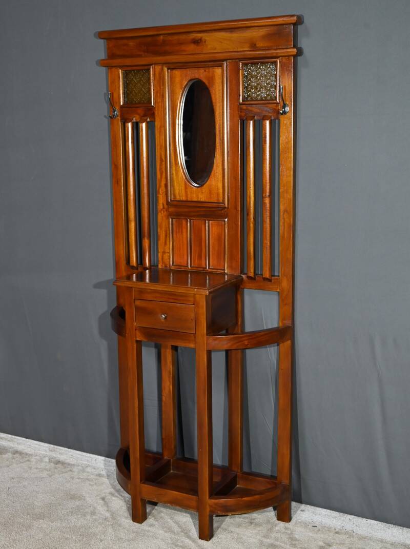 Mahogany Cloakroom, Art Deco Period – 1930