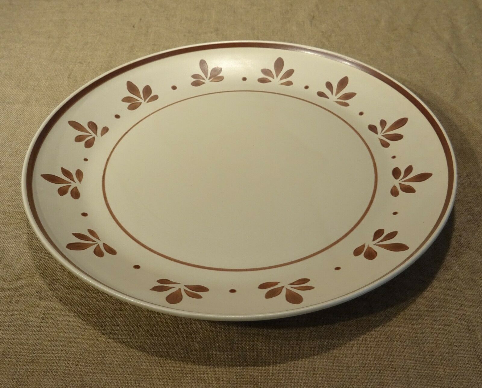 Round dish earthenware Salins decoration Jurançon hand painted vintage