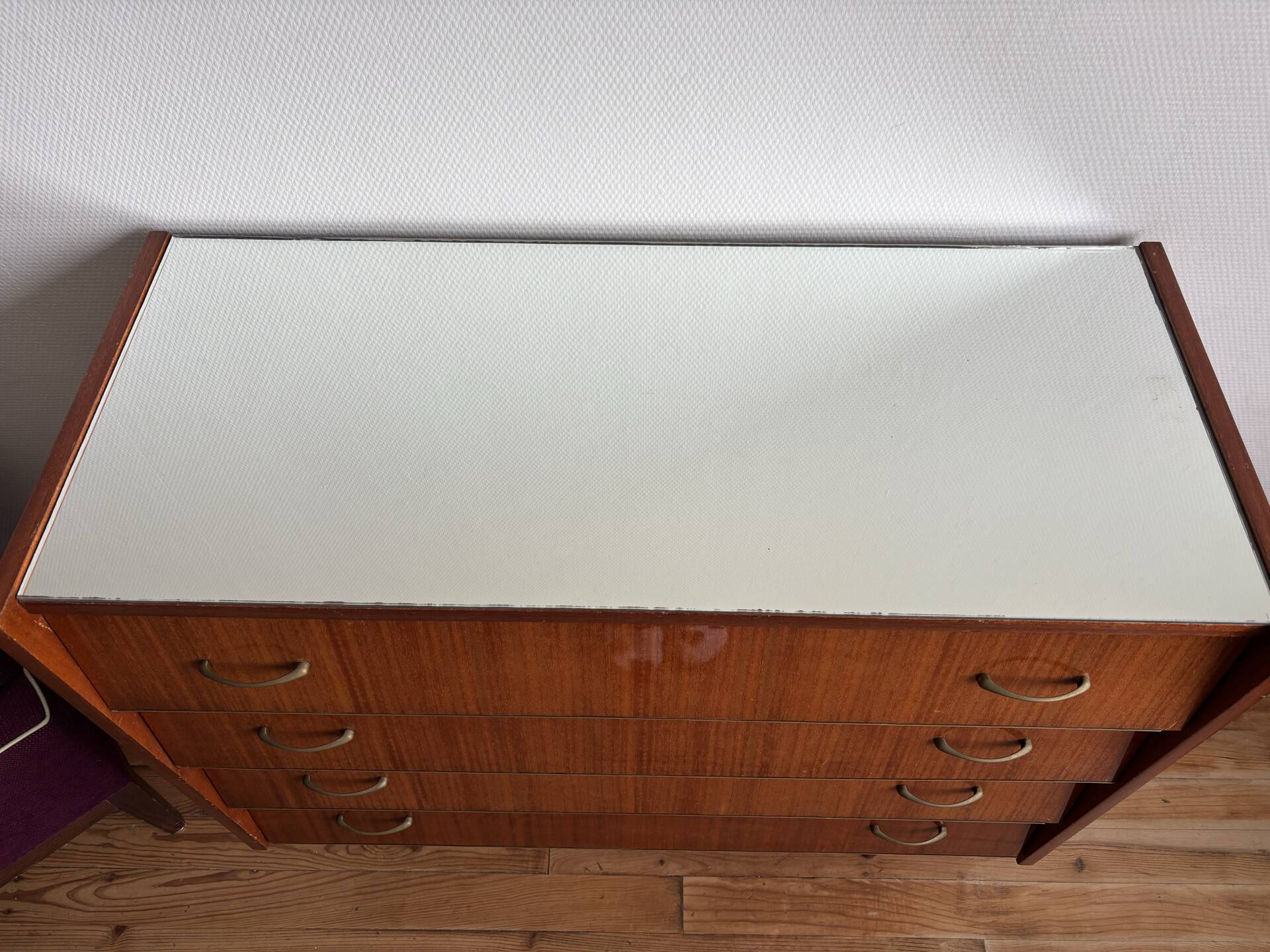 Vintage chest of drawers