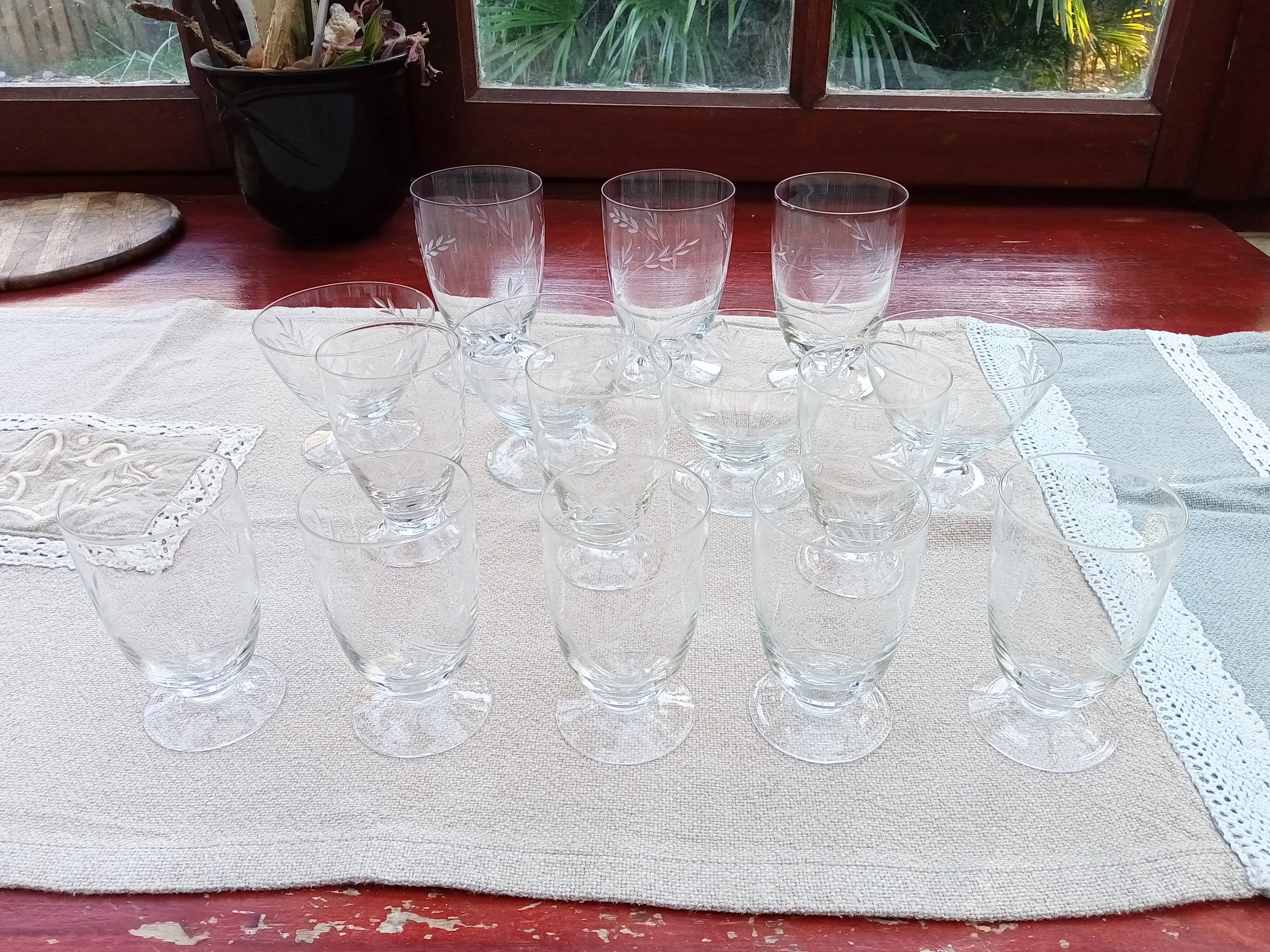 Set of 15 old glasses from the 40s