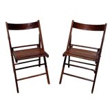 Paire de chaises pliantes en bois