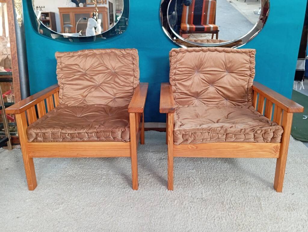 Pair of 70s pine armchairs