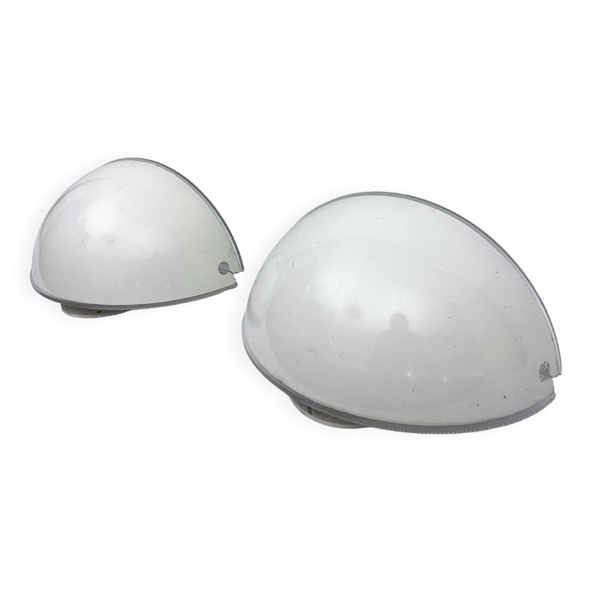 Flos, vintage set of two Quarto sconces by Afra e Tobia Scarpa. Italy 1970s