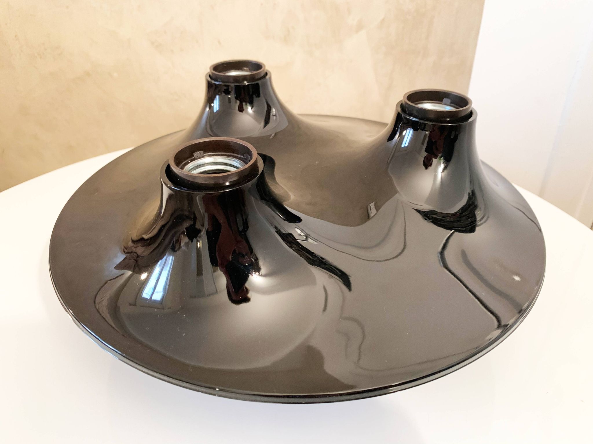 Very Beautiful Lamp Designed By Vico Magistretti - Produced In Italy By Artemide - Model Trieti