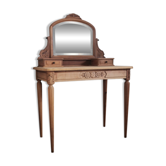 Superb Art Deco dresser.