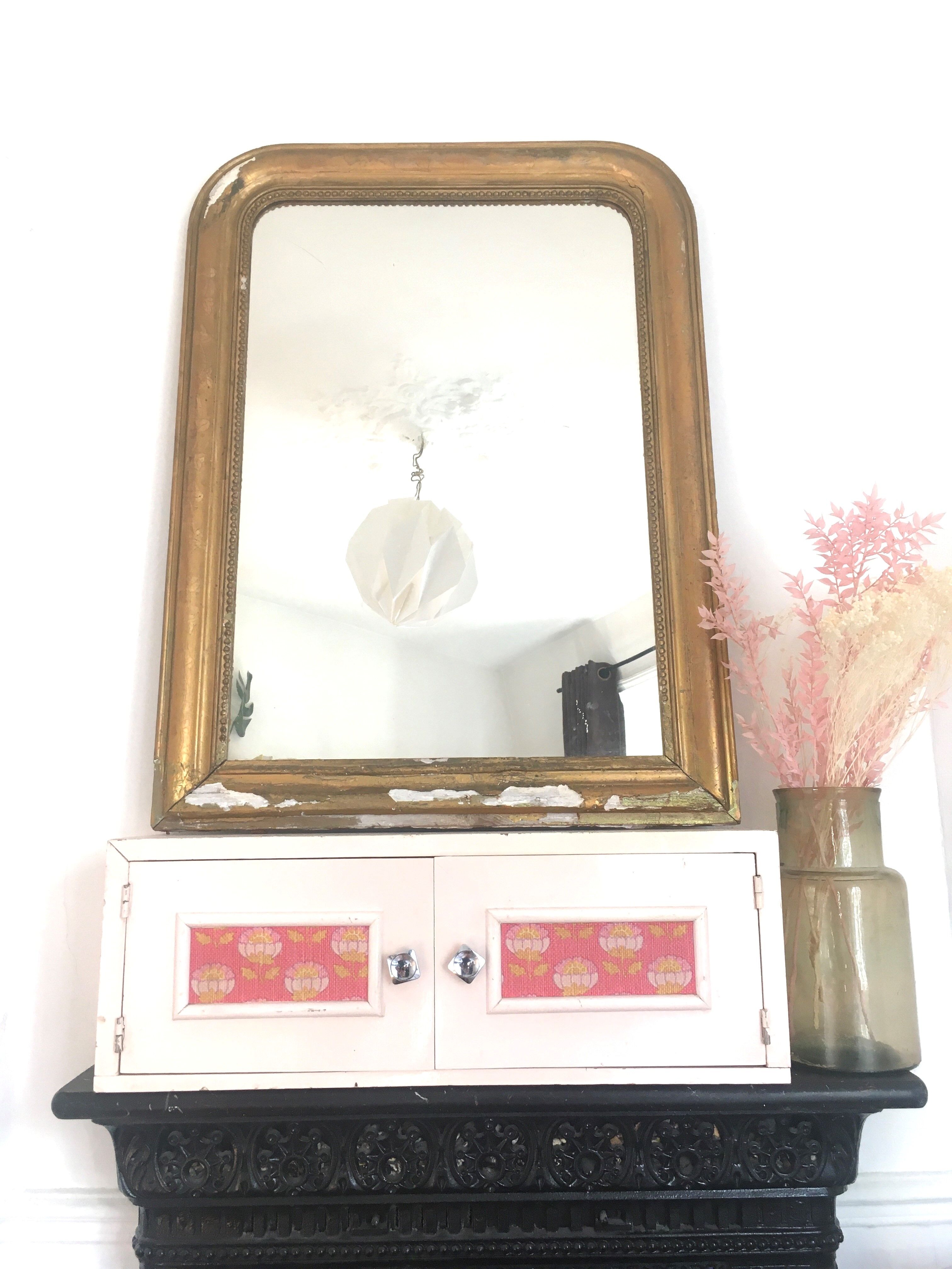 Vintage closet powder pink