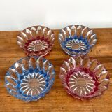 Ramequins en verre taillés colorés