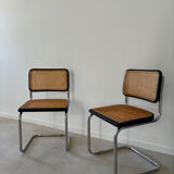 Paire de chaises Marcel Breuer noire cannage