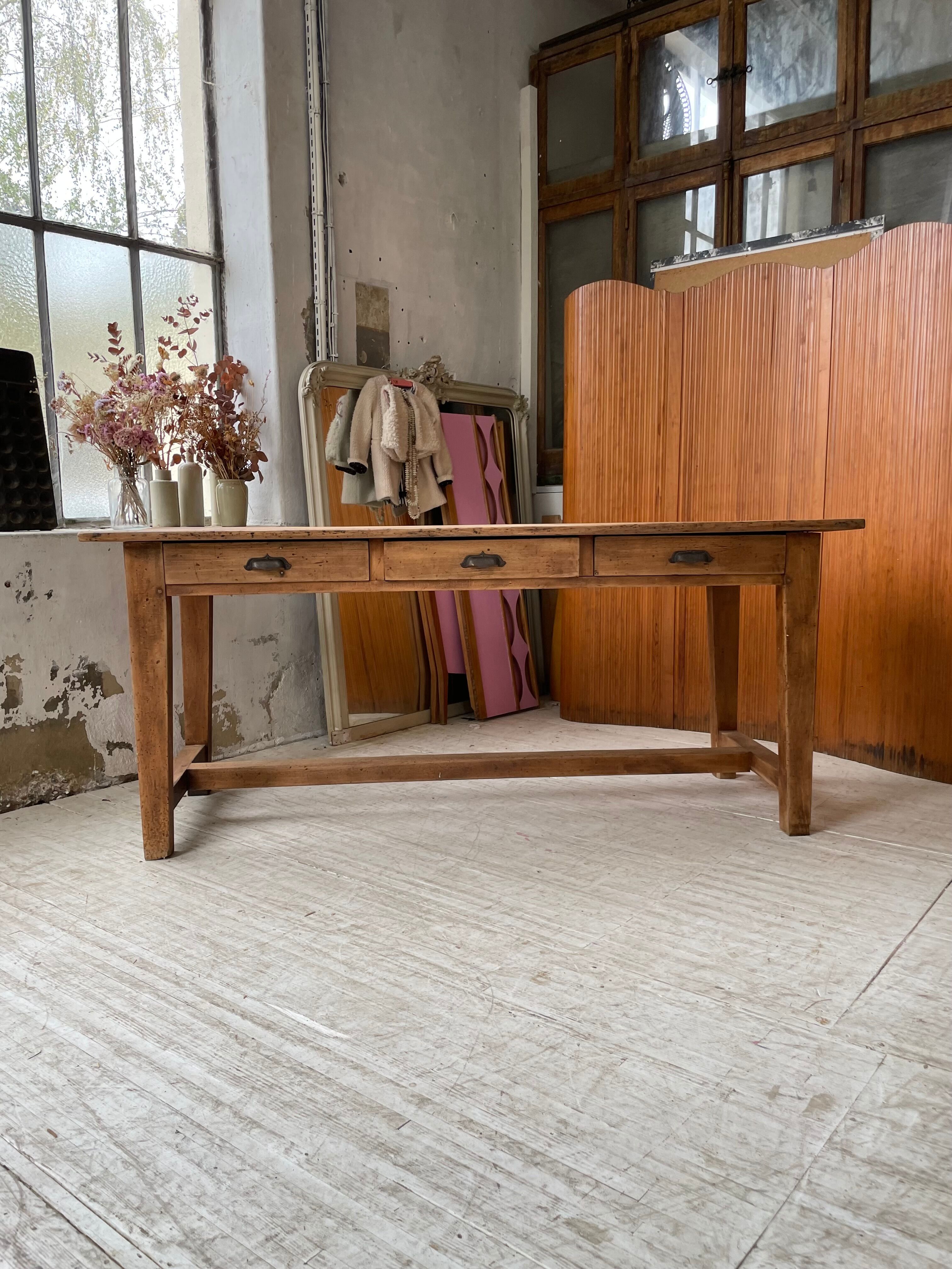 Oak island farmhouse table 2m