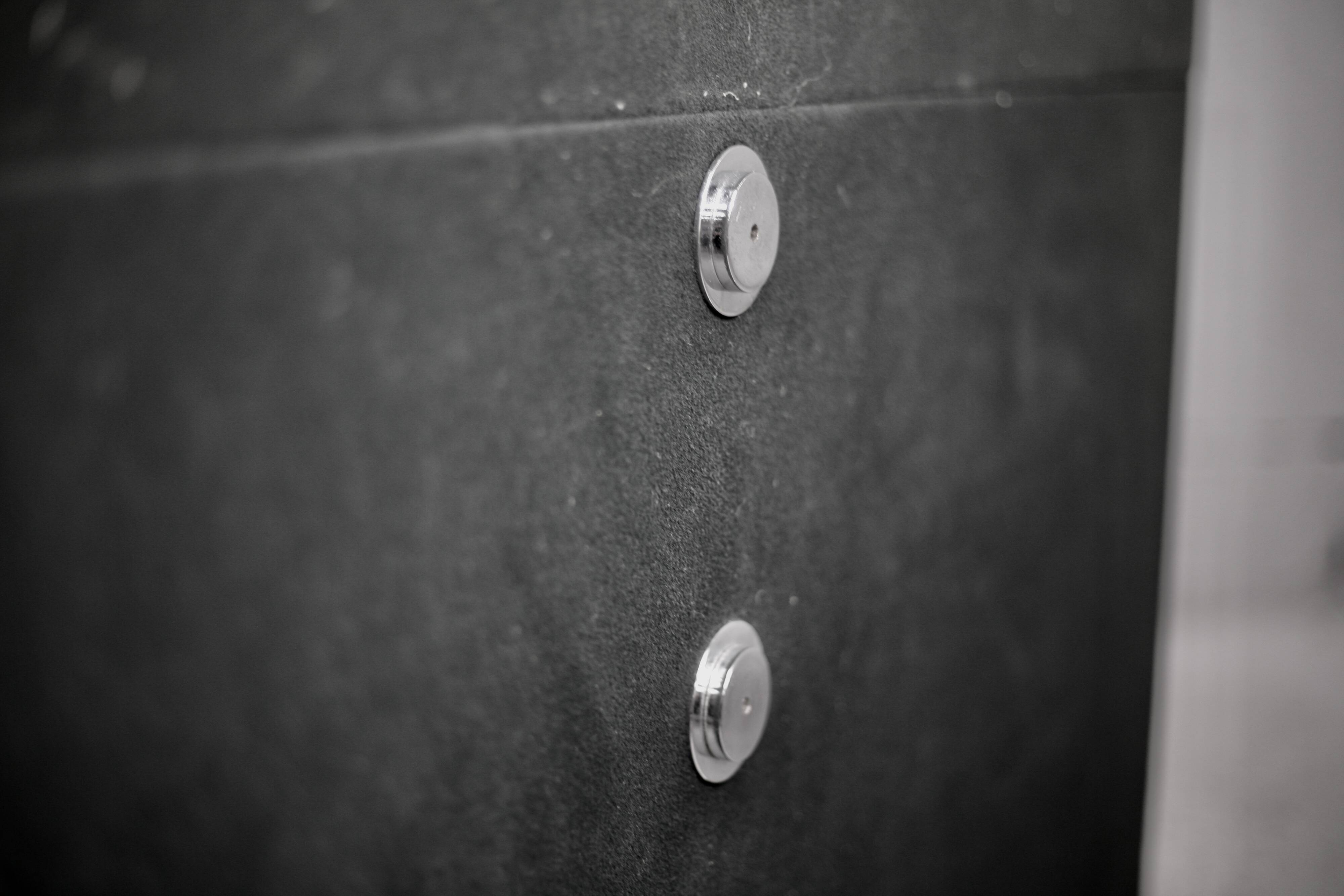 Important office of Guido Faleschini, published by Mrariani. Italy 1970. Space age