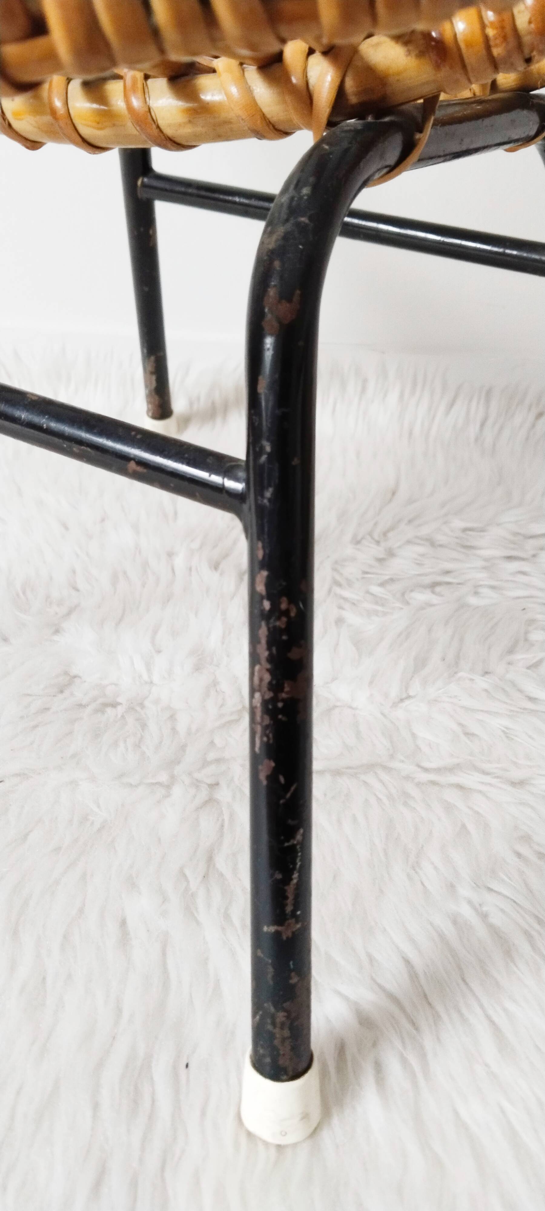 Children's rattan basket armchair, metal legs