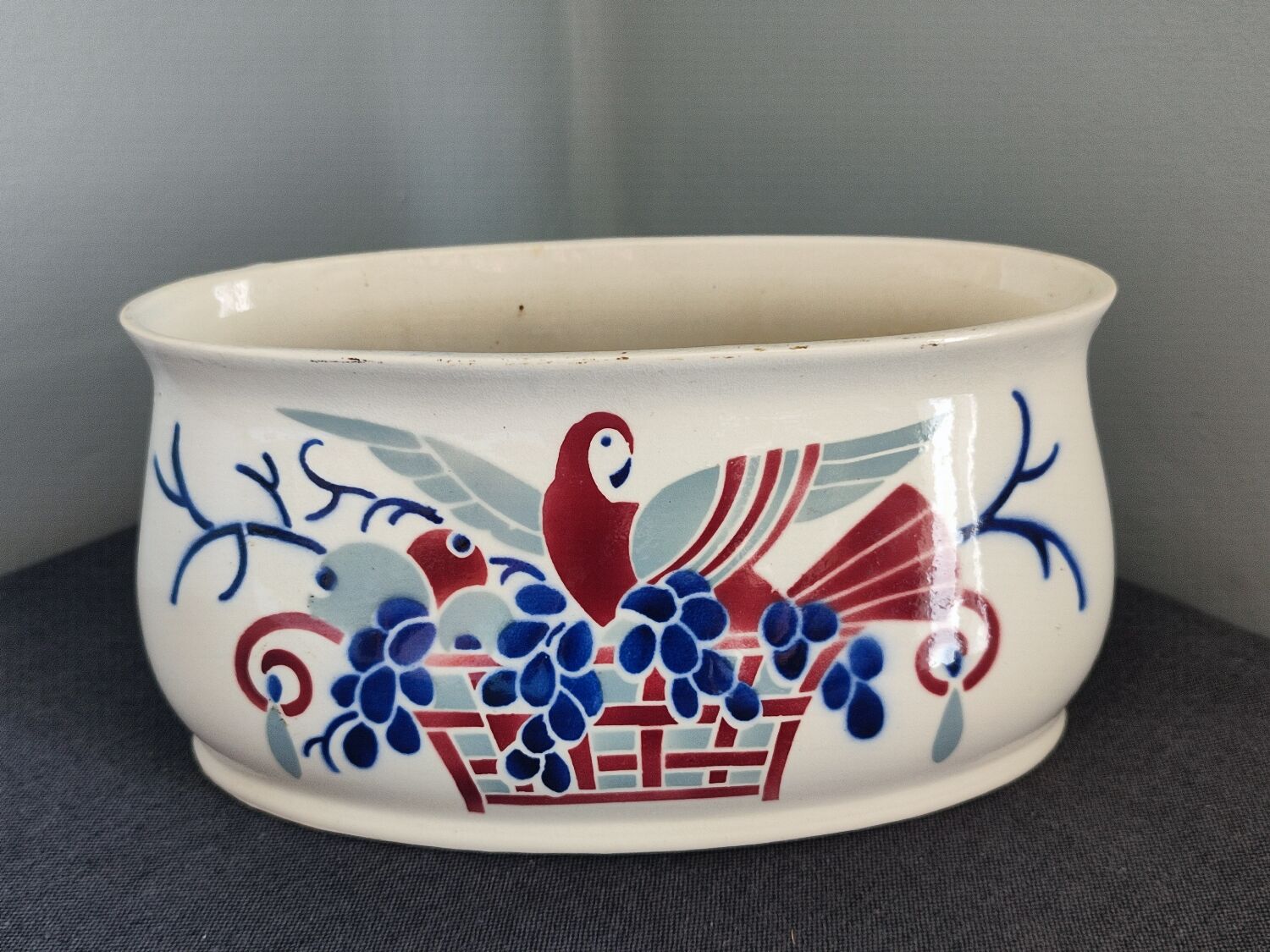 Old ceramic pot cache Lunéville art deco