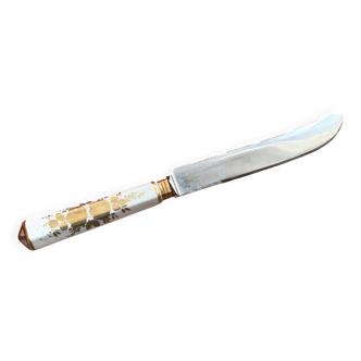 Cake knives