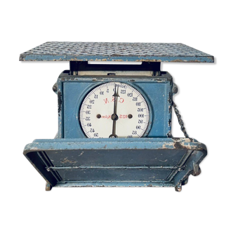 Weighs old person