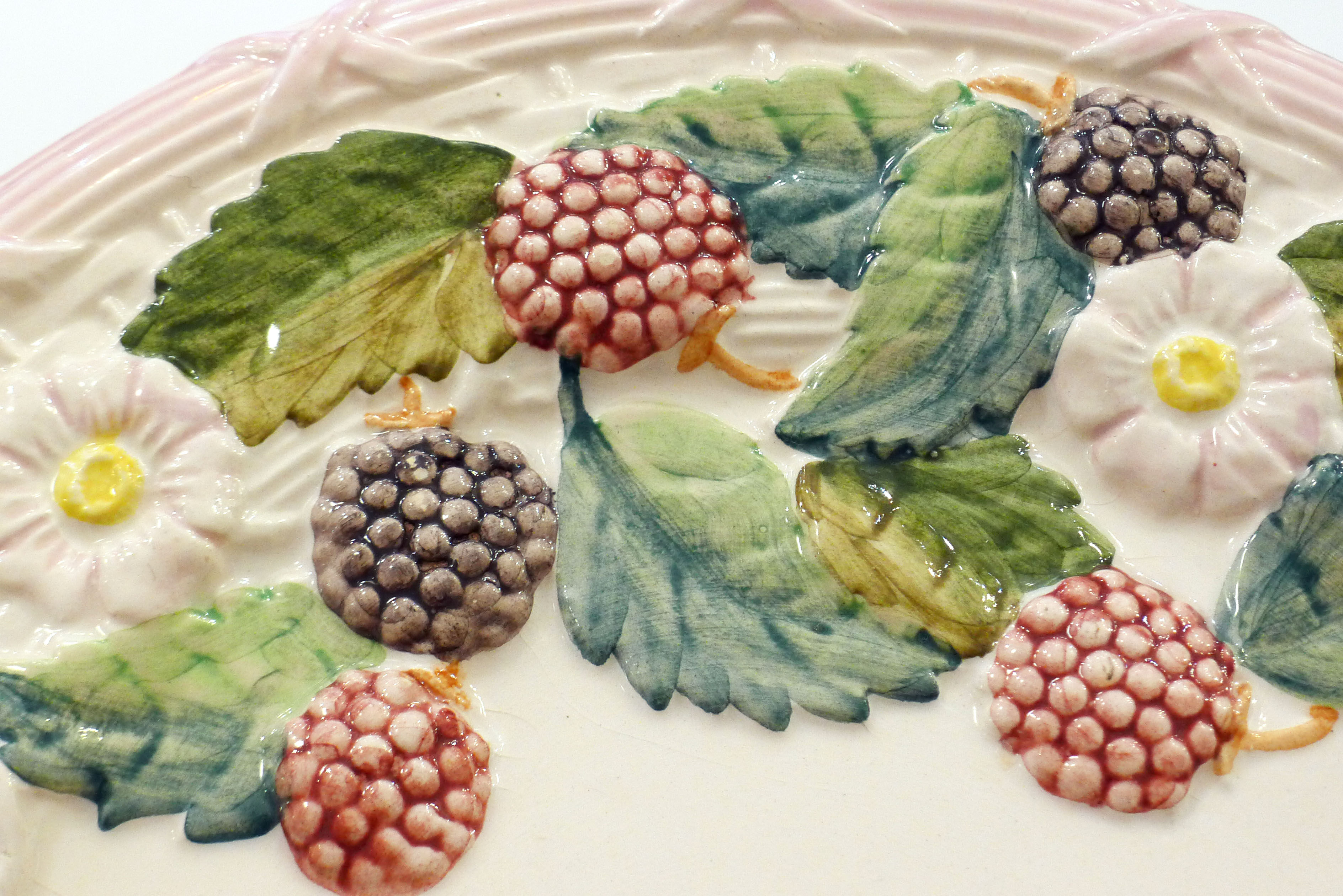 Set of 6 plates blackberries slurry