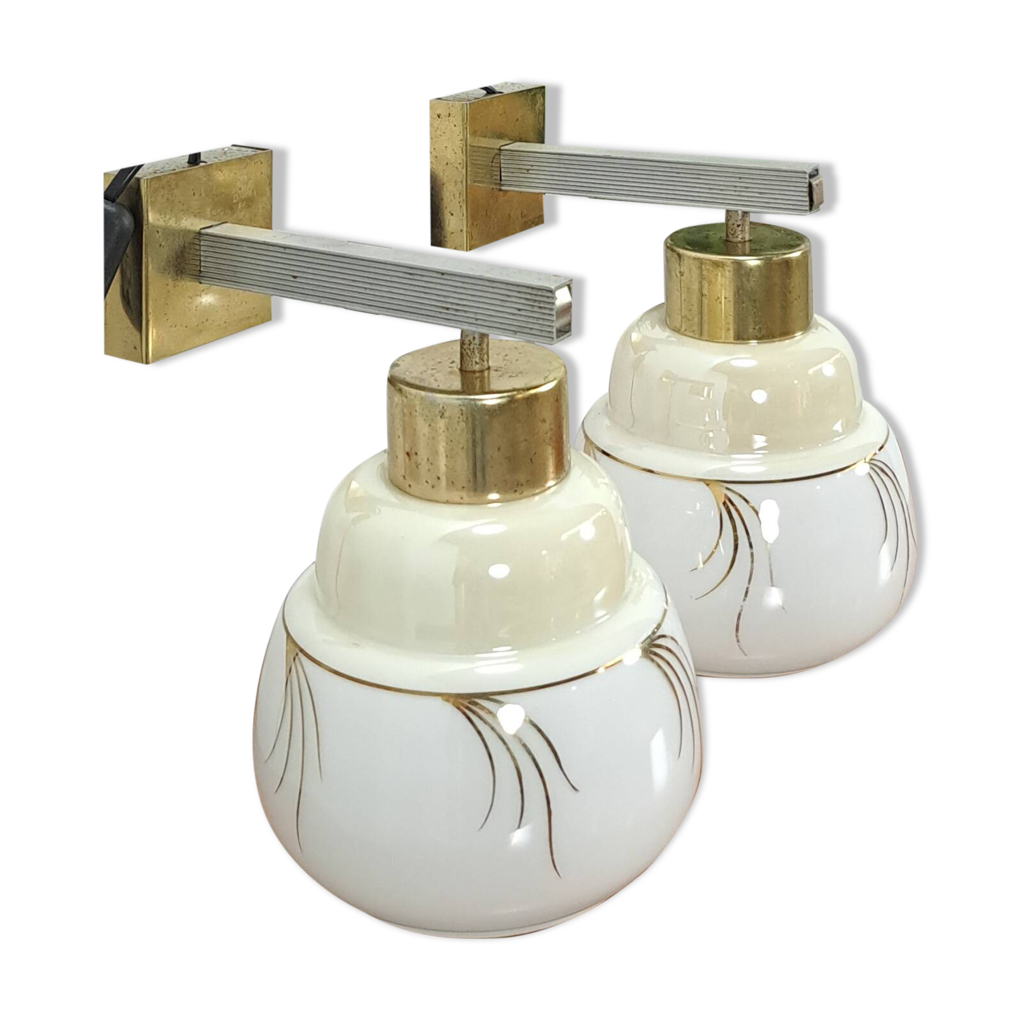 Design wandlampen Kamenicky Senov met melkglas kap vintage