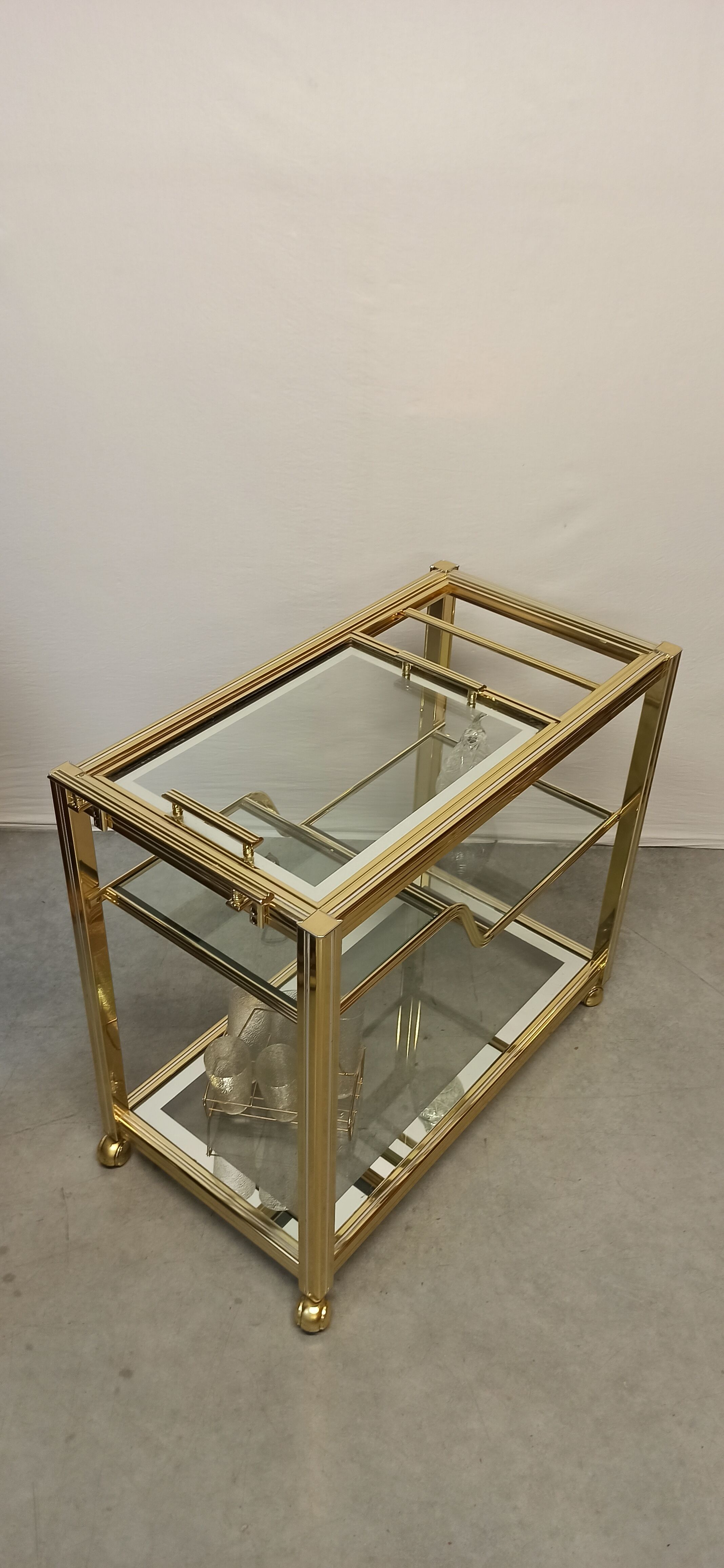 Vintage brass bar service