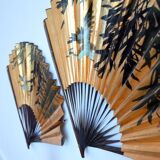 Paire d’éventails chinois dorés, 1960