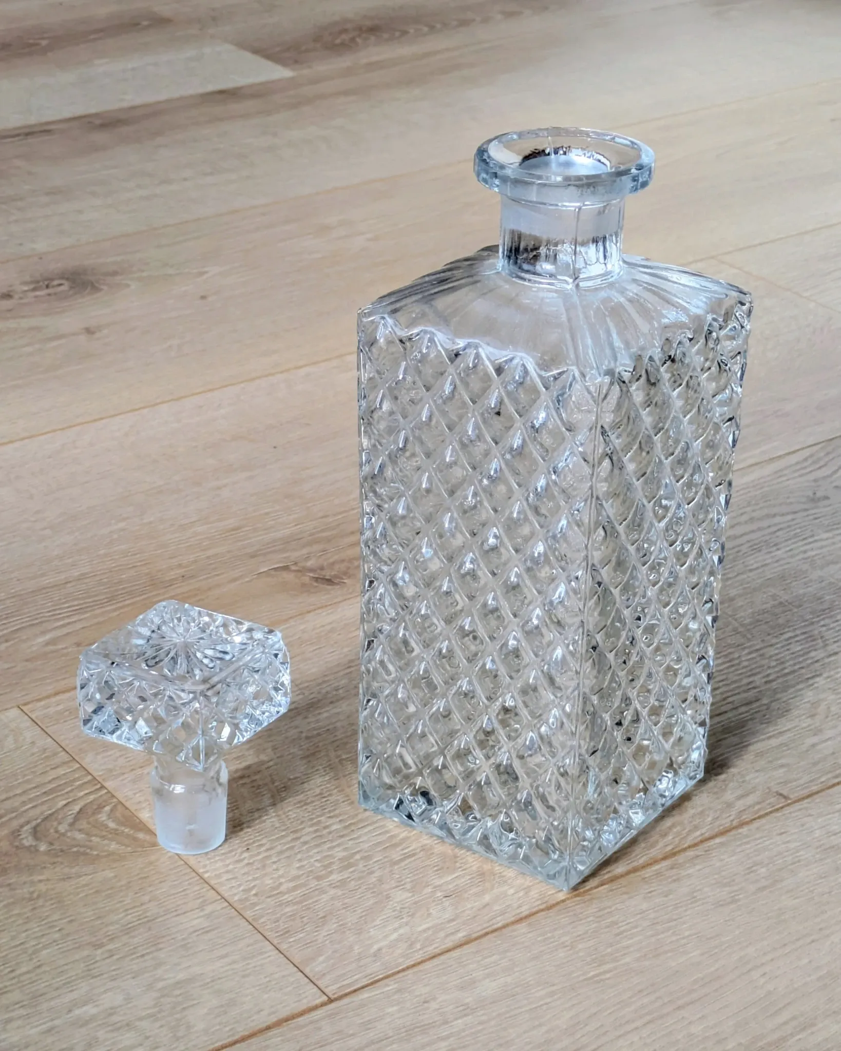 Square Whisky Carafe with Diamond Point Decoration in Moulded-Cut Glass