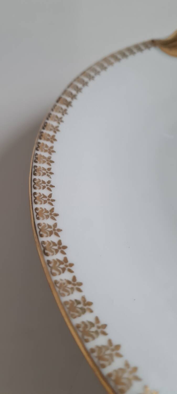 Pair of porcelain cake dishes