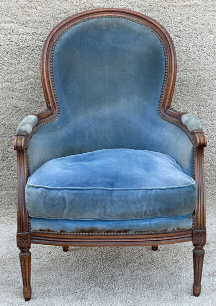 Fauteuil bergère de style Louis XVI