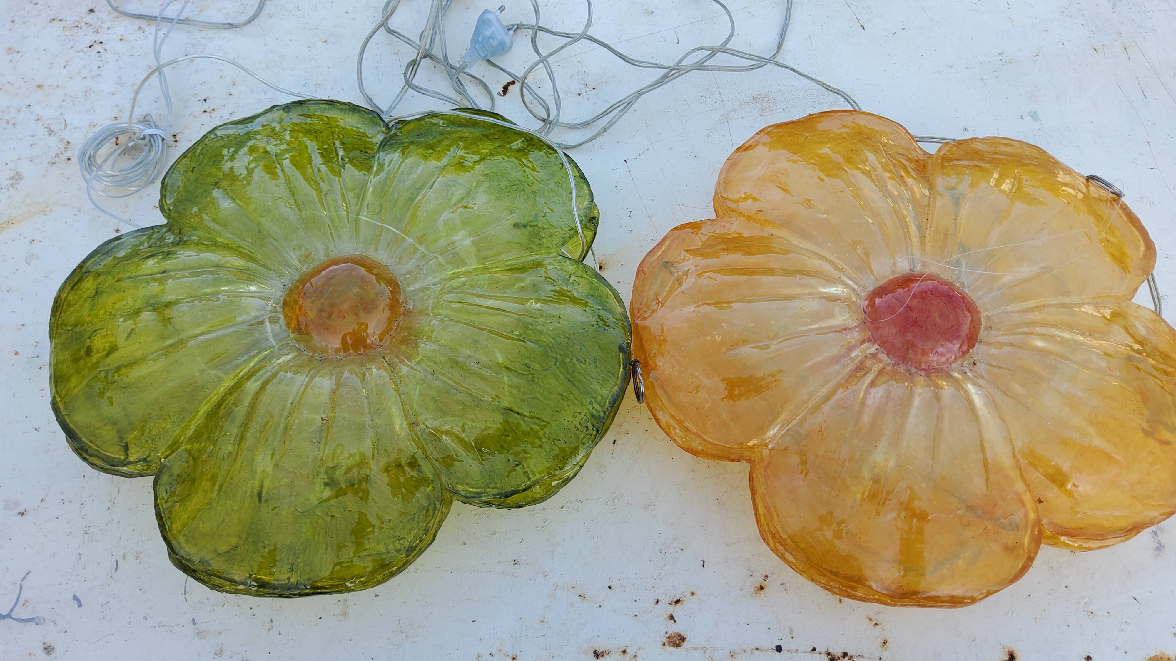 Pair of suspension lamps from the 70s in resin
