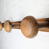 Wall-mounted coat rack with 6 hooks