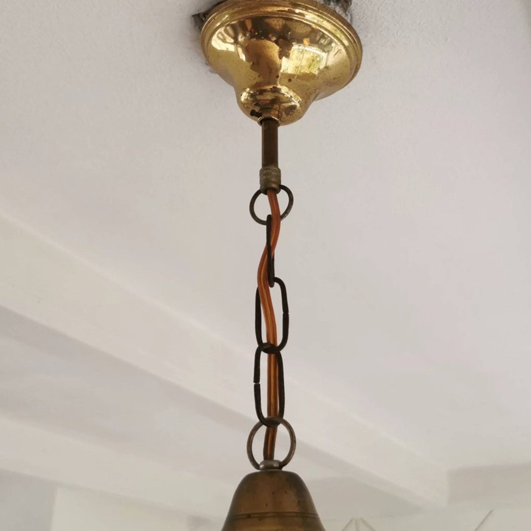 Suspension française en verre des années 1970
